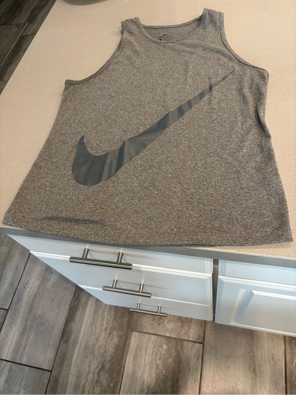 Nike active tank